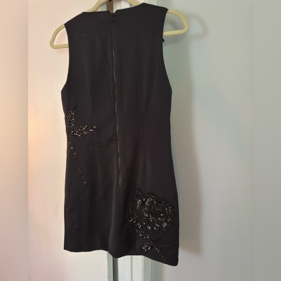 Alice + Olivia Clyde Mini Dress - Picture 6 of 9